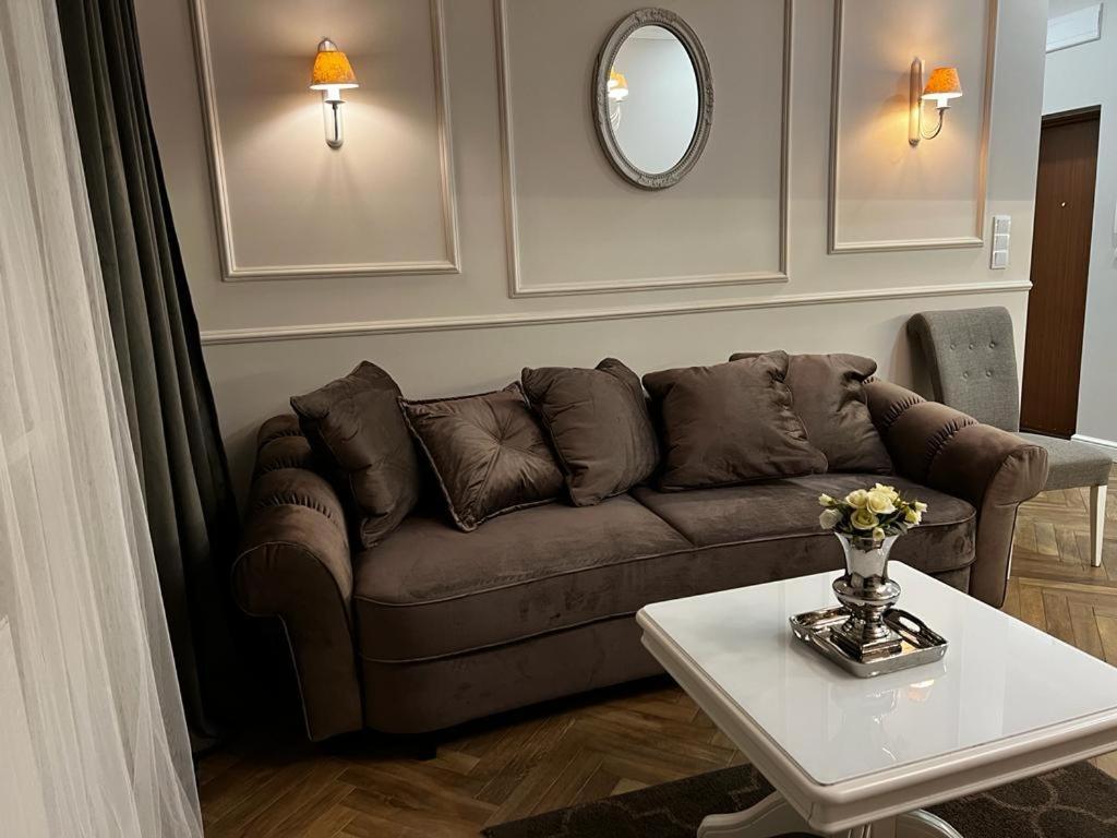 Family & Business Sauna Apartments Sienkiewicza No1 Centrum Plac Lliteratow- Piekny Apartament - 1 Bedroom With Private Sauna, Bath With Hydromassage, Parking Κίελτσε Εξωτερικό φωτογραφία